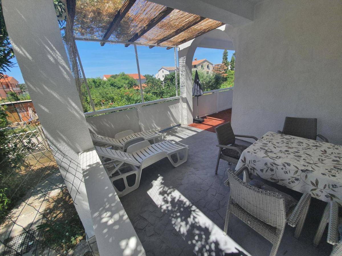 6 M, 50 M Do Plaze Appartement Barbat na Rabu Buitenkant foto