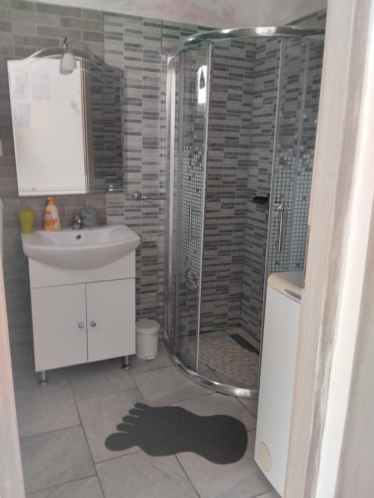 6 M, 50 M Do Plaze Appartement Barbat na Rabu Buitenkant foto