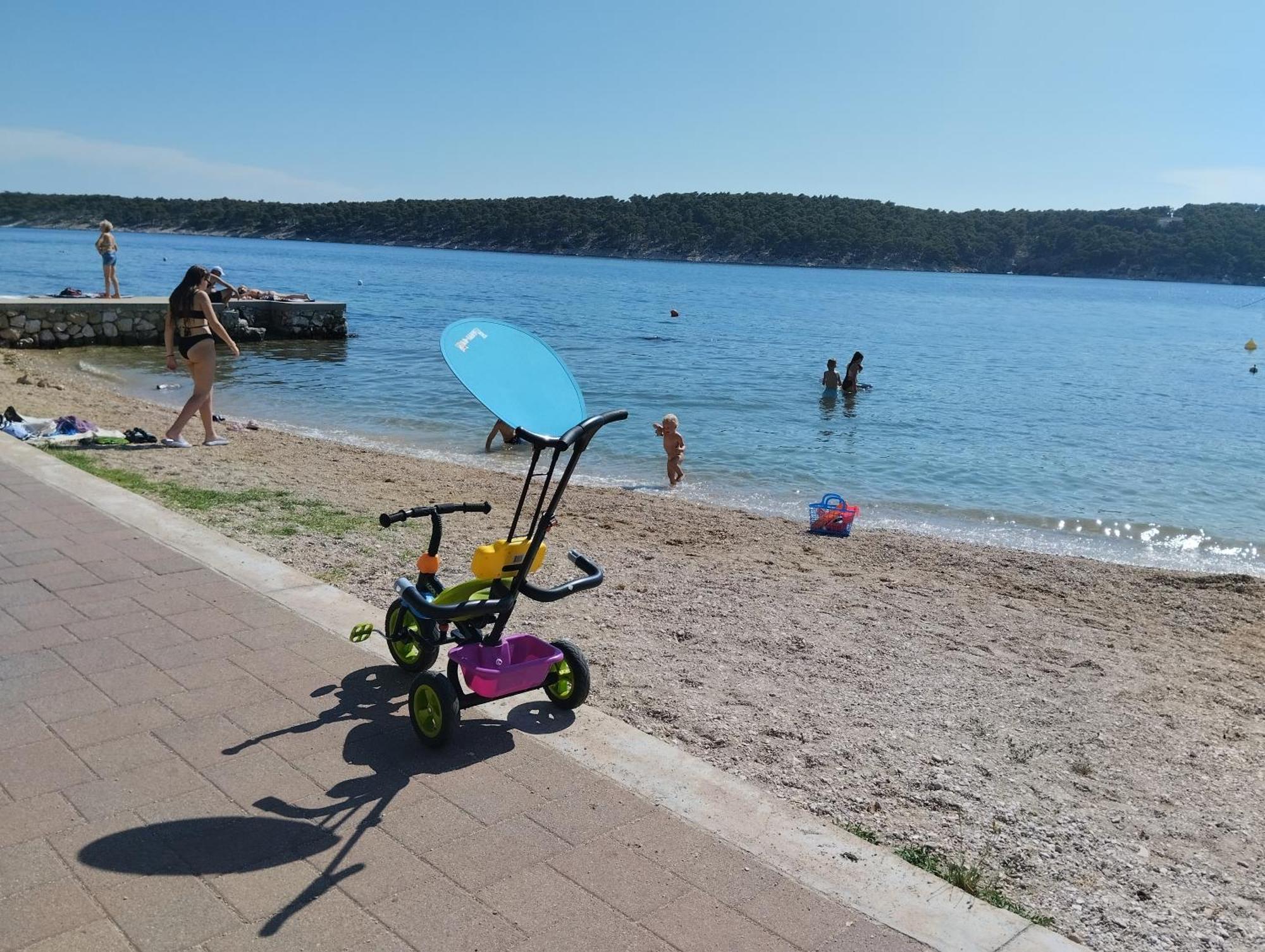 6 M, 50 M Do Plaze Appartement Barbat na Rabu Buitenkant foto