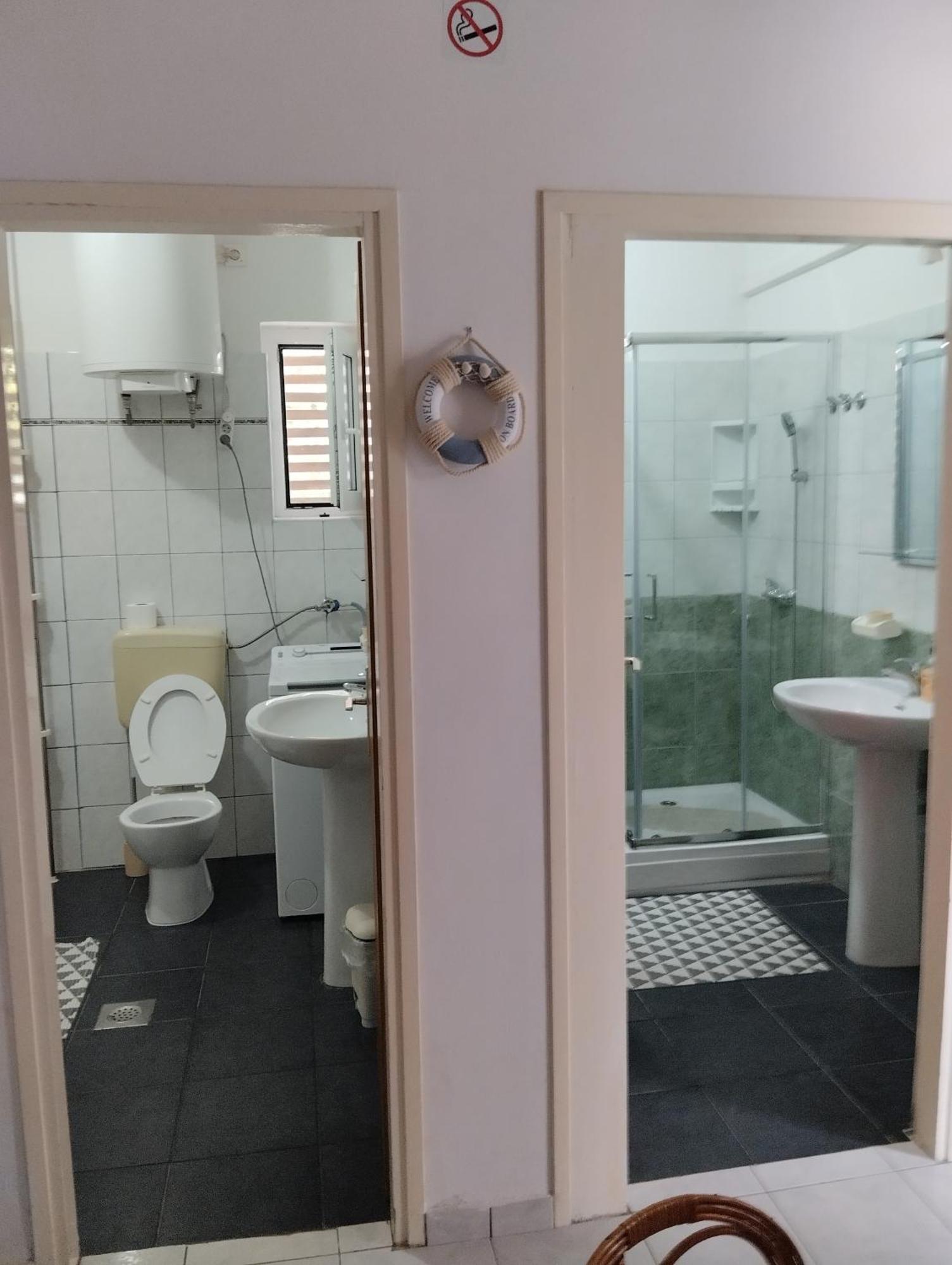 6 M, 50 M Do Plaze Appartement Barbat na Rabu Buitenkant foto